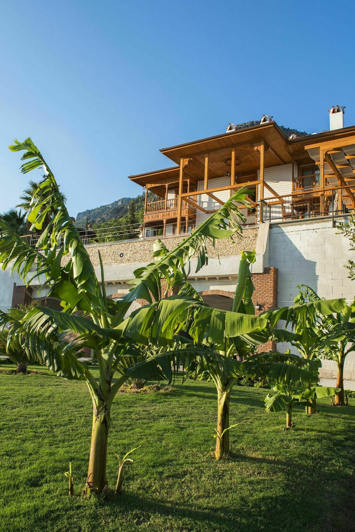 אקיאקה Hotel Azmakhan מראה חיצוני תמונה